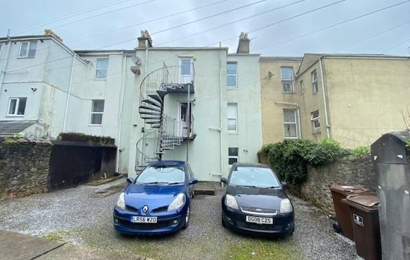 Connaught Avenue, Mutley, Plymouth - Image 1